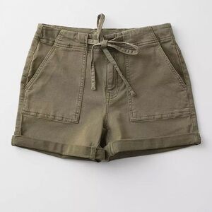 BKE Billie Sage Shorts size 26